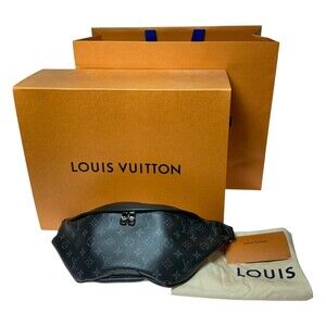 Louis Vuitton Discovery Bum Bag Body Belt Crossbody Shoulder Black